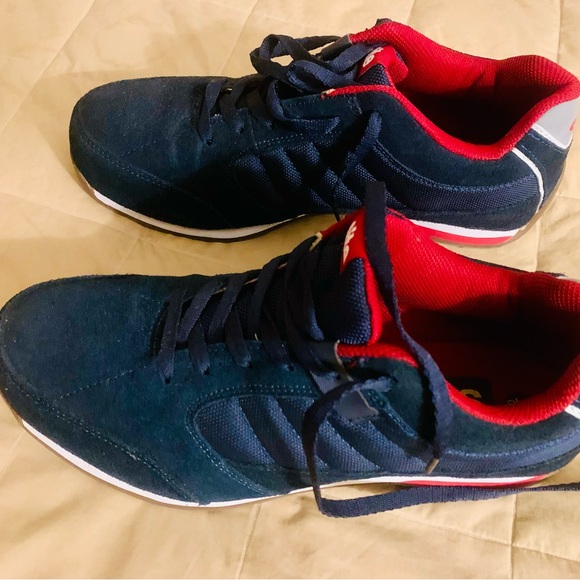 Men's Navy and Red Sneakers - Picture 2 of 3
